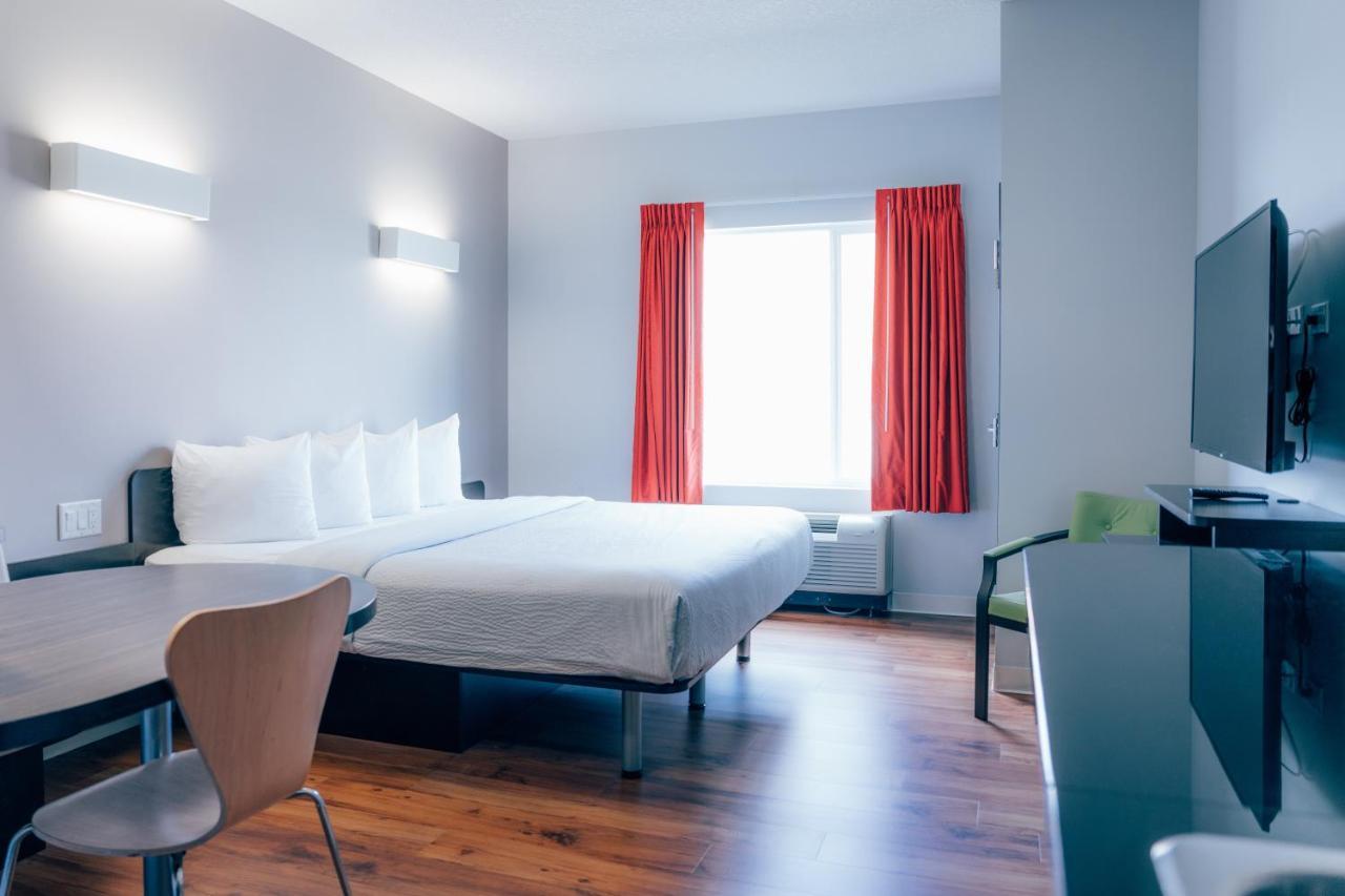 Motel 6 แอร์ดรี ภายนอก รูปภาพ
