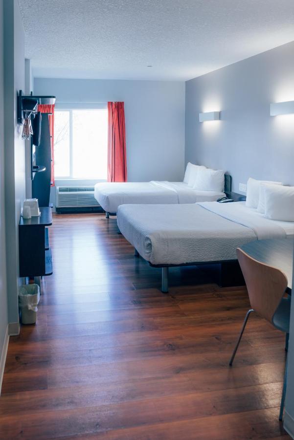 Motel 6 แอร์ดรี ภายนอก รูปภาพ