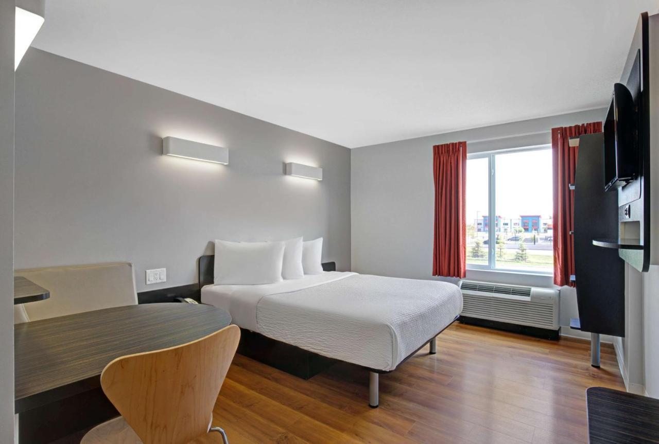 Motel 6 แอร์ดรี ภายนอก รูปภาพ