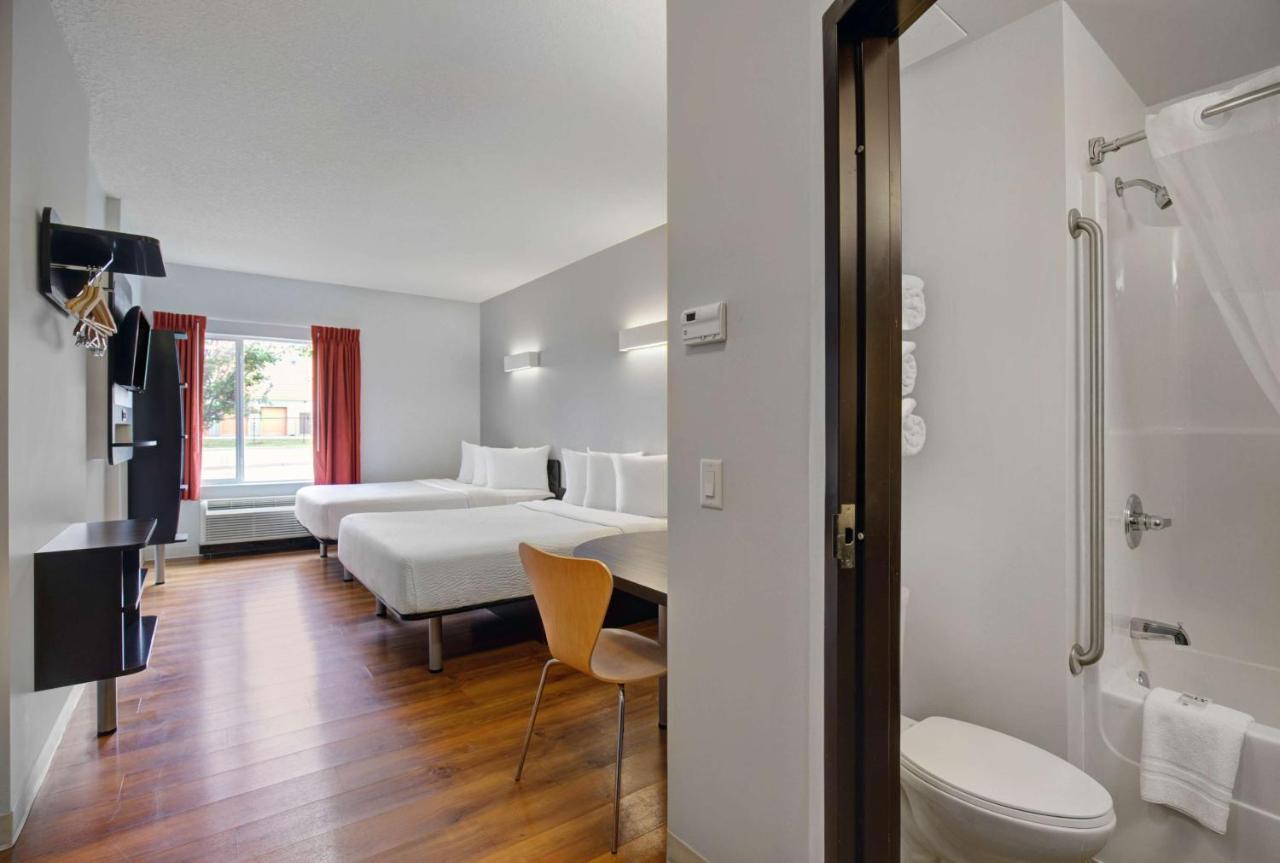 Motel 6 แอร์ดรี ภายนอก รูปภาพ